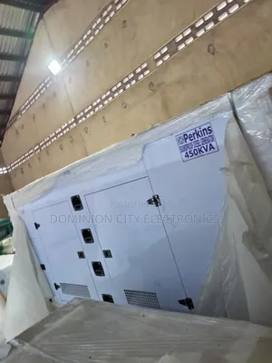 England Perkins Diesel Soundproof Generator Sp450kva