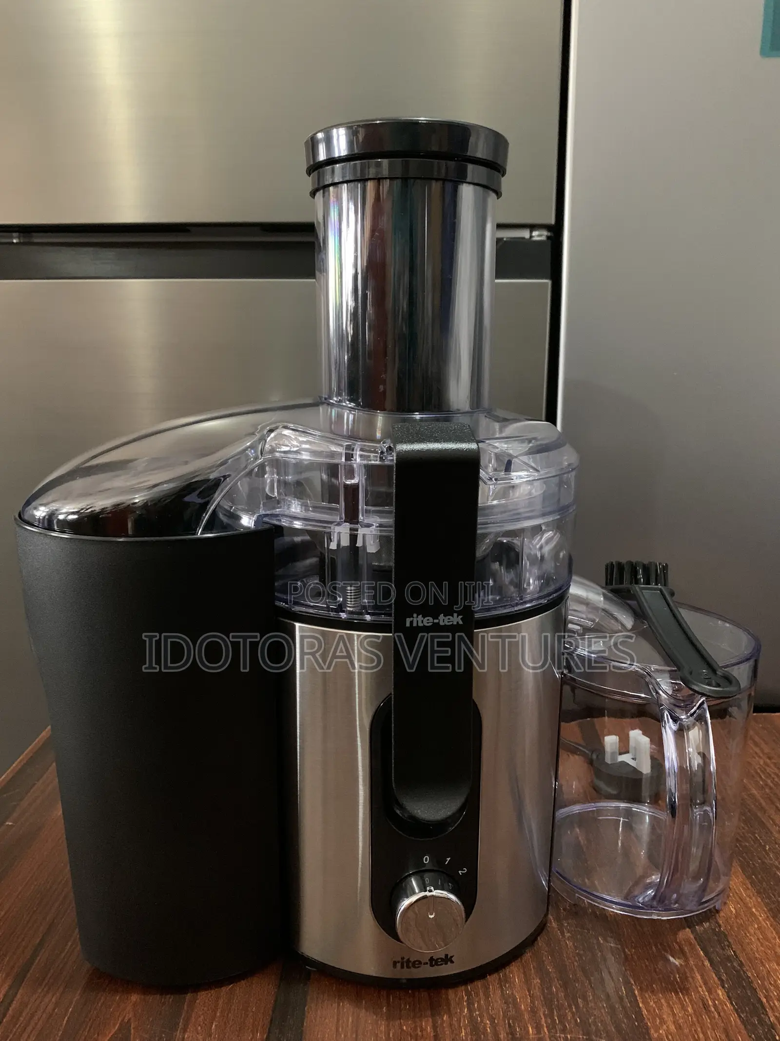 Rite-Tek Fruit Juicer.