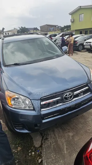 Toyota RAV4 2009 Blue