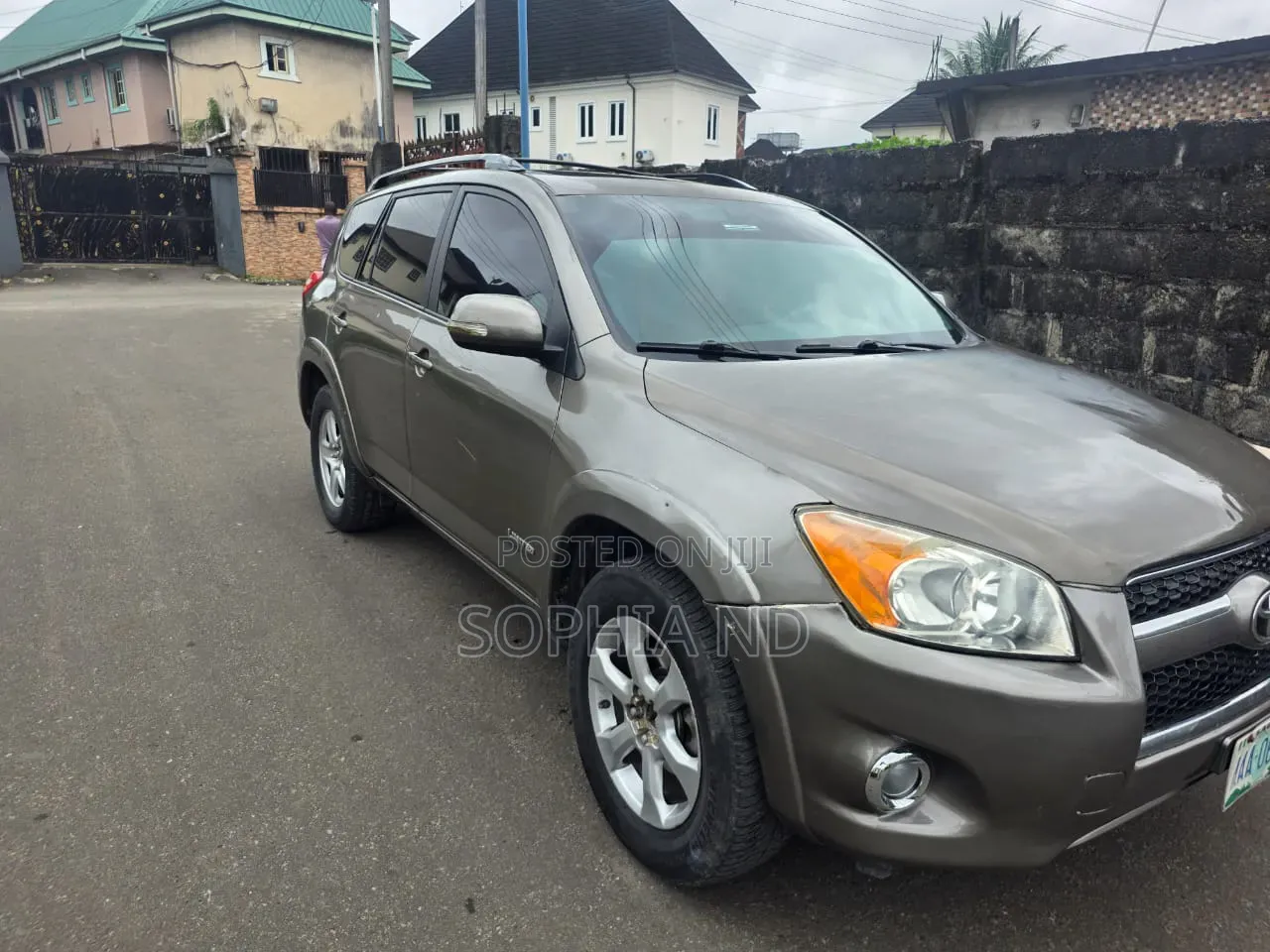 Toyota RAV4 2010 Gray