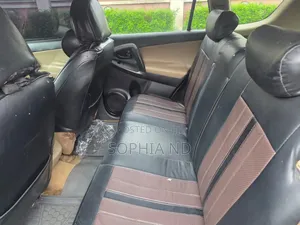 Toyota RAV4 2010 Gray