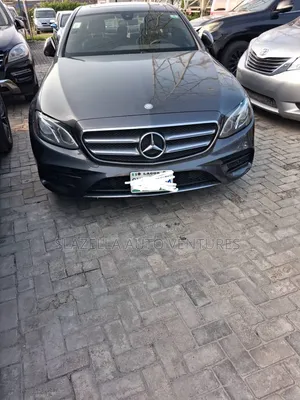 Mercedes-Benz E300 2017 Gray