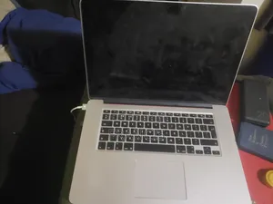 Laptop Apple MacBook Pro 2015 16GB Intel Core i7 SSD 256GB