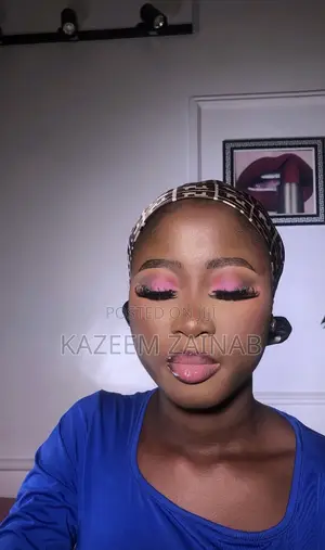 Professional Makeup and Gele Artist