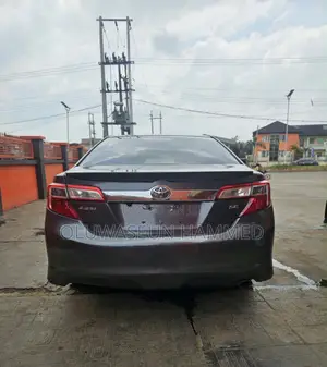 Toyota Camry 2014 Gray