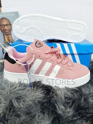 Trendy Unusex Sneakers