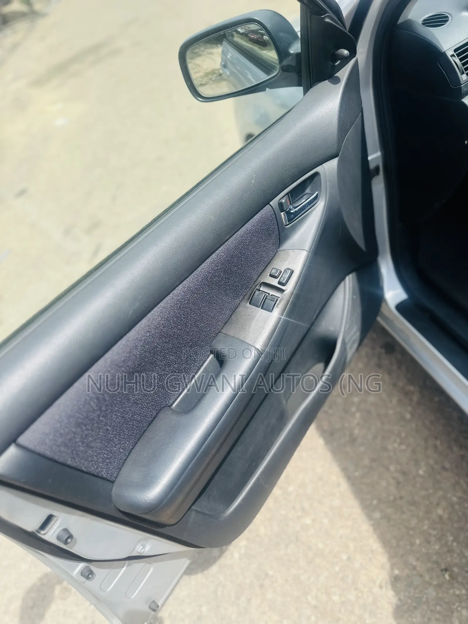 Toyota Corolla 2004 Silver