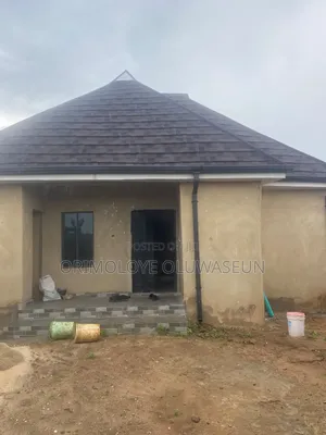 2bdrm Bungalow in Divine Estate, Igbogbo for sale