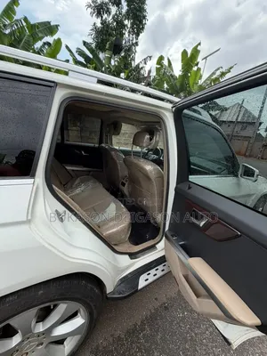 Mercedes-Benz GLK-Class 350 4MATIC 2011 White