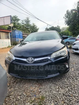 Toyota Camry 2016 Black