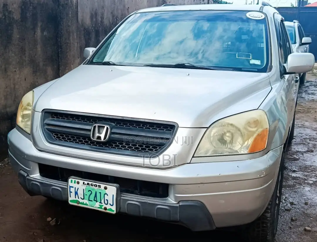 Honda Pilot 2005 Silver