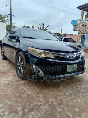 Toyota Camry LE 4dr Sedan (2.5L 4cyl 6A) 2014 Black