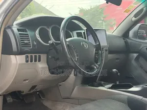 Toyota 4-Runner 2005 Silver