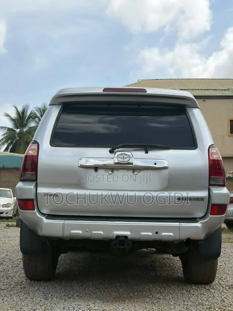 Toyota 4-Runner 2005 Silver