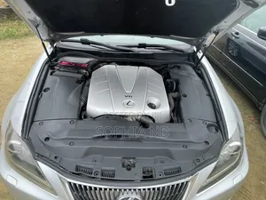 Lexus IS 2011 Silver