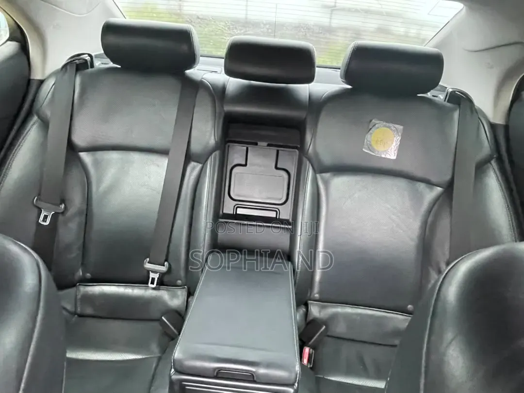 Lexus IS 2011 Silver