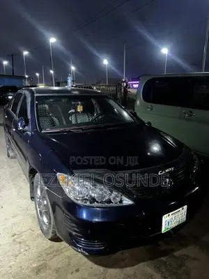 Toyota Camry LE 4dr Sedan (2.4L 4cyl 5A) 2005 Blue