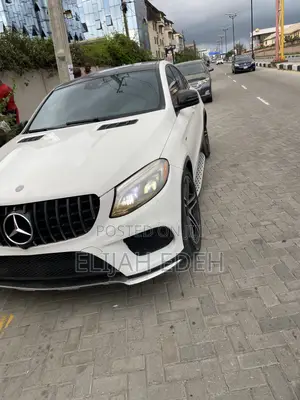 Mercedes-Benz GLE-Class 2016 White