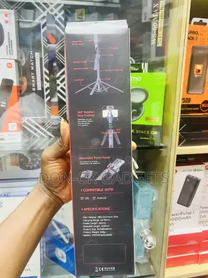 C17 Ai Face Tracking Quadrapod Selfie Stand