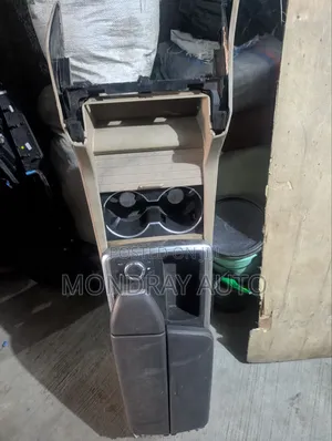 Mercedes Benz Gle Console