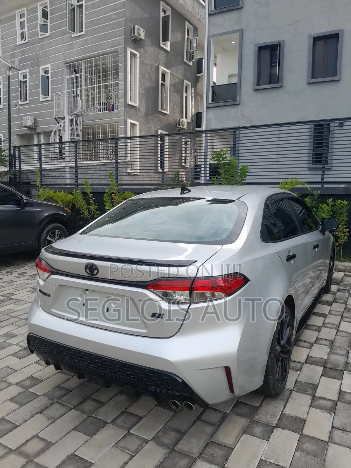 Toyota Corolla 2022 Silver