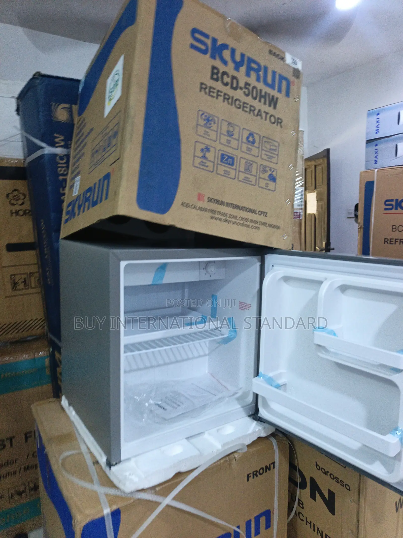 Skyrun 55L Refrigerator for Bedroom Refreshment Storage