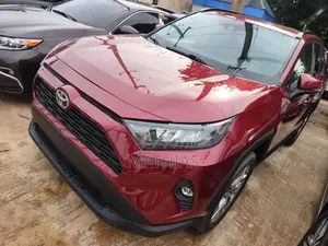 Toyota RAV4 2020 Red