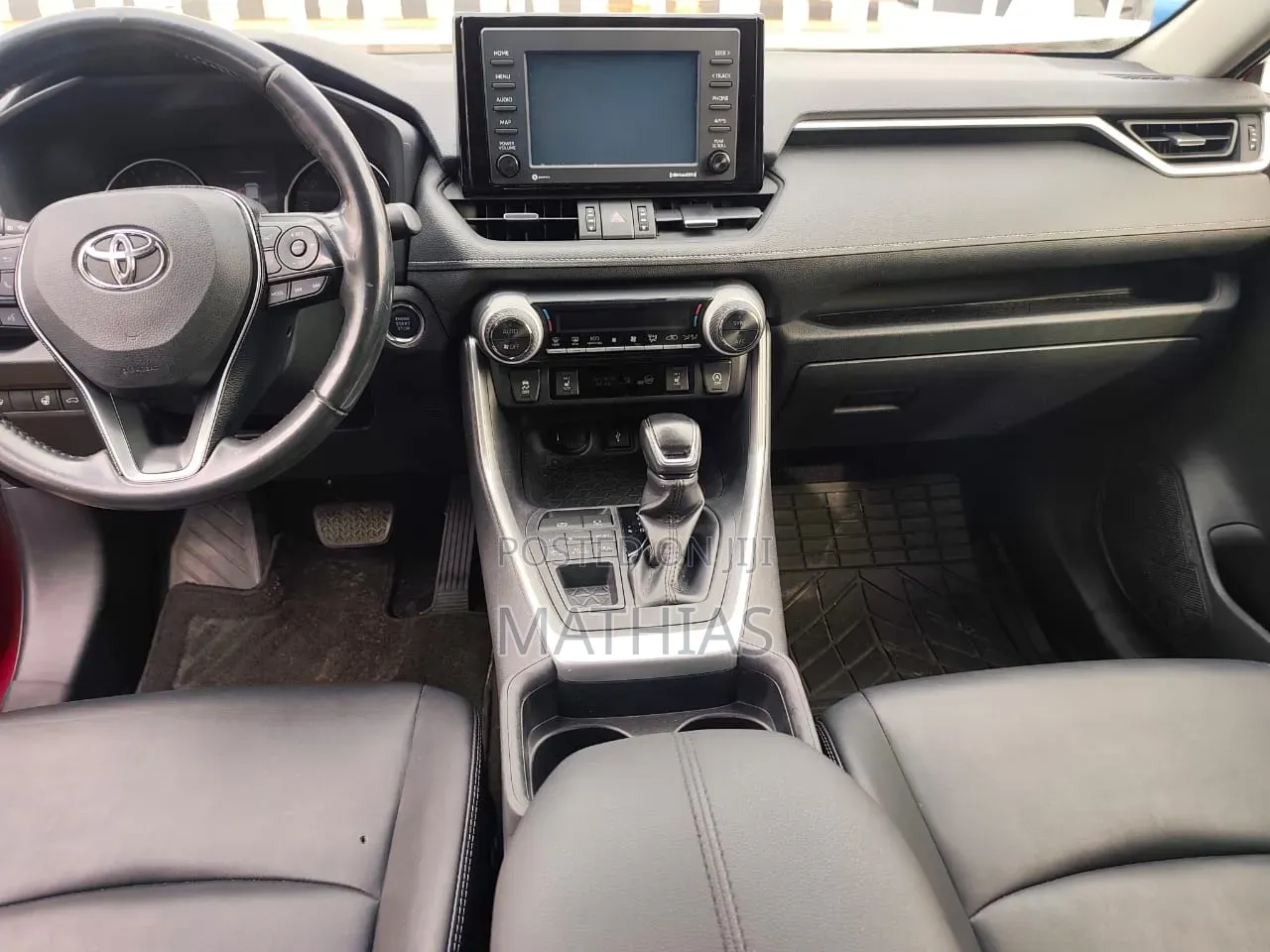 Toyota RAV4 2020 Red