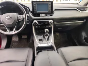 Toyota RAV4 2020 Red