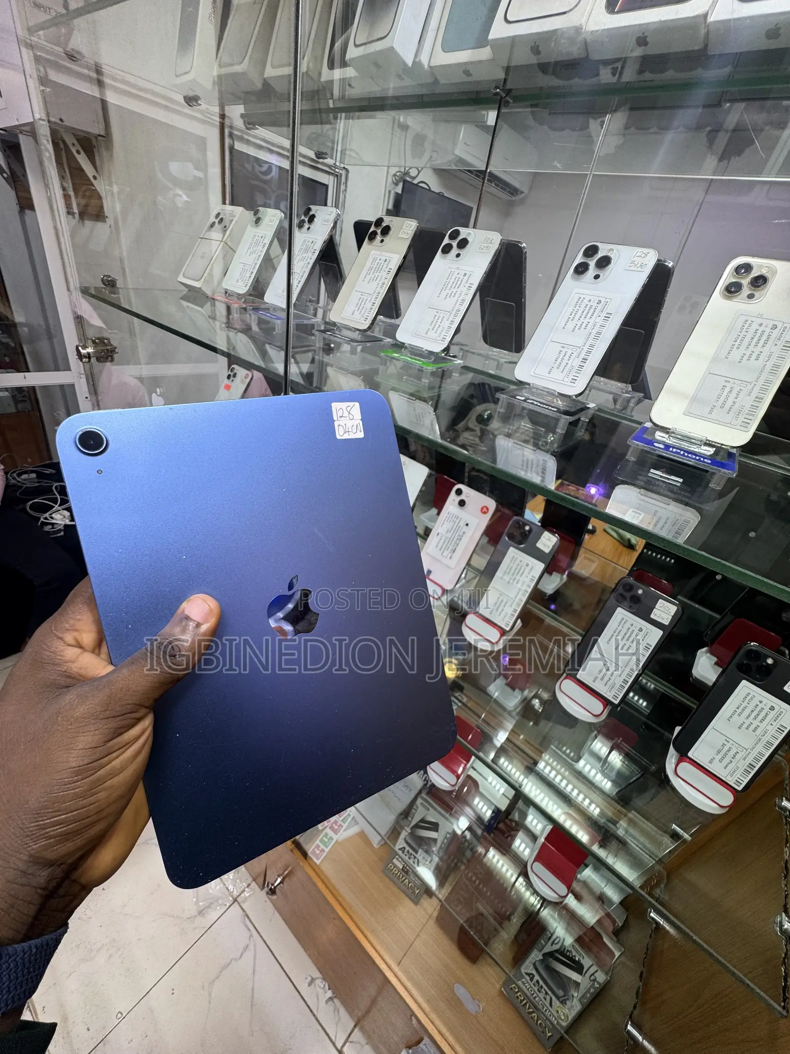 Apple iPad Wi-Fi 128 GB Blue