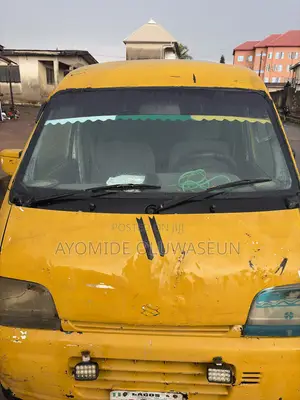 Suzuki Every 2017 Yellow