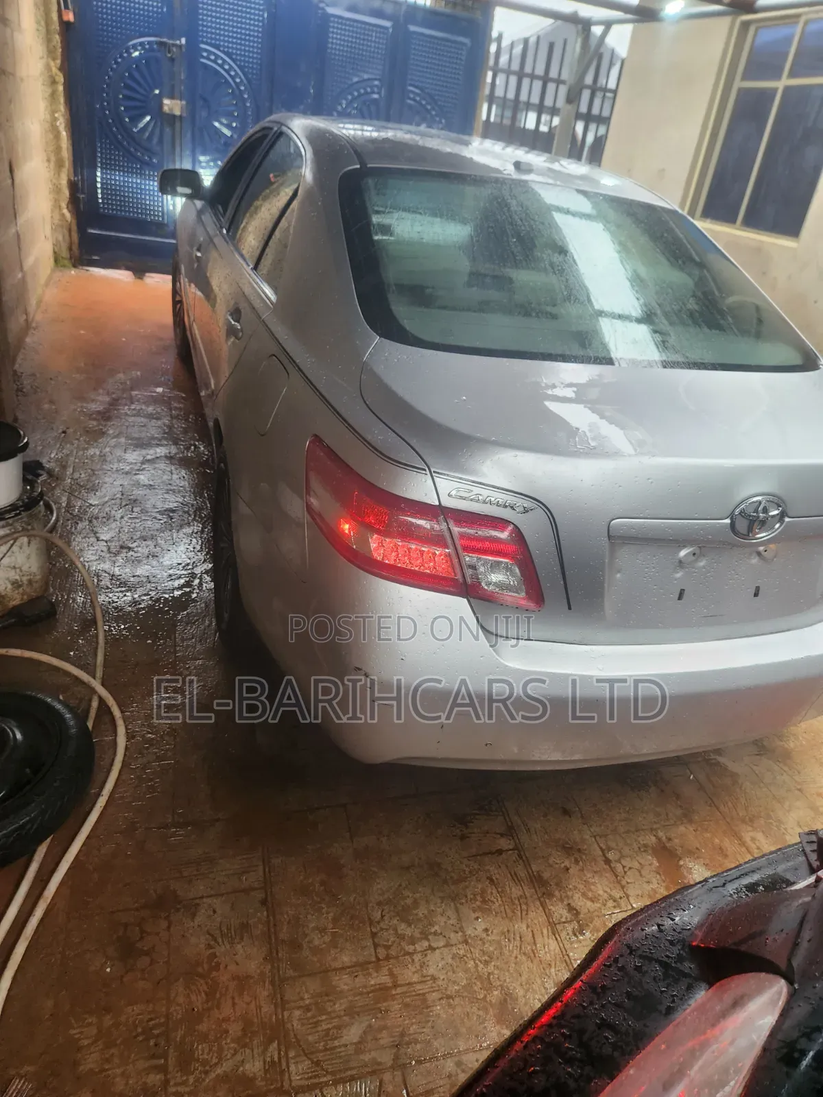 Toyota Camry 2011 Silver