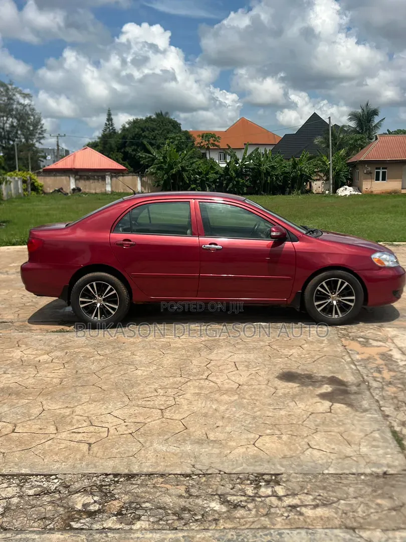 Toyota Corolla LE 2005 Red