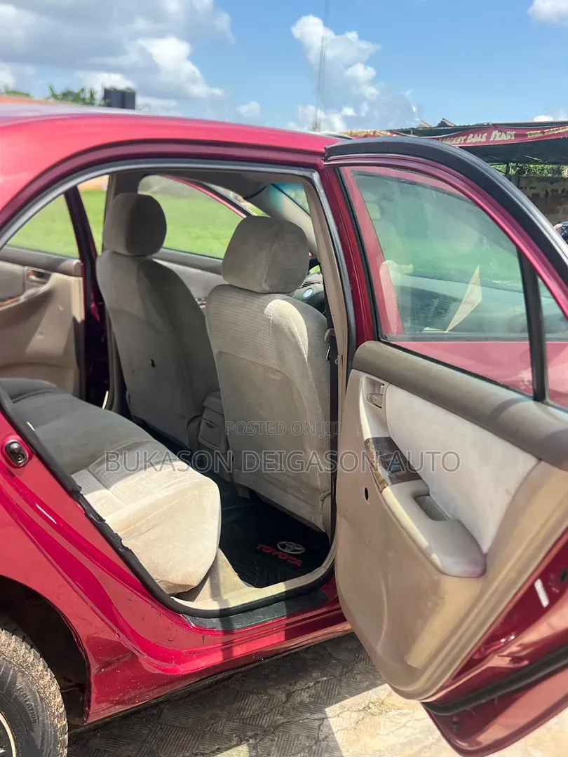 Toyota Corolla LE 2005 Red