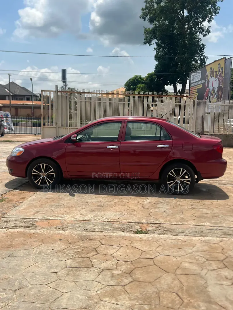 Toyota Corolla LE 2005 Red