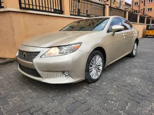 Lexus ES 350 FWD 2015 Gold