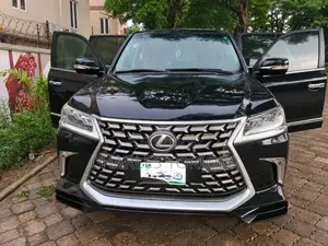 Lexus LX 570 2010 Black