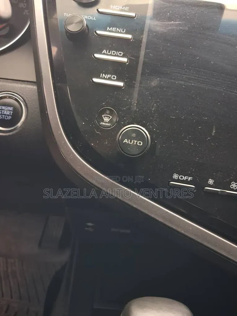 Toyota Camry 2018 Black