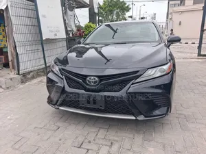 Toyota Camry 2018 Black