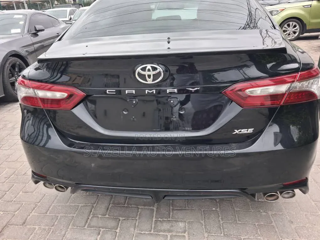 Toyota Camry 2018 Black