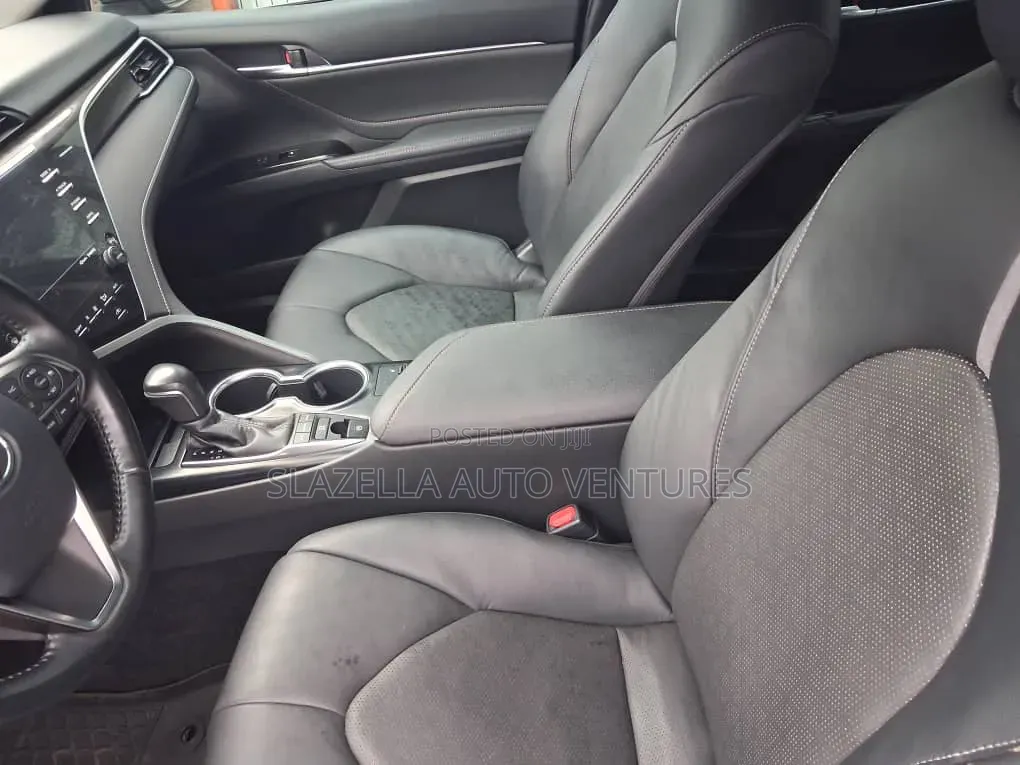 Toyota Camry 2018 Black
