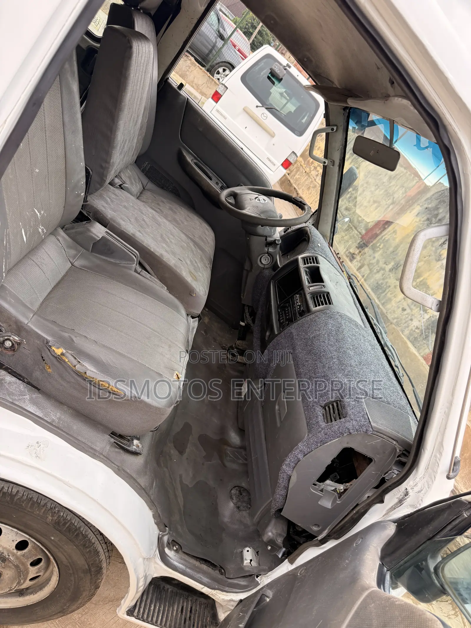 Mazda Bongo 2007 White