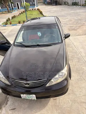 Toyota Camry LE 4dr Sedan (2.4L 4cyl 4A) 2004 Brown