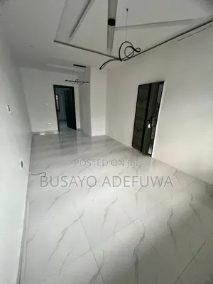 Mini Flat in Ocean Bay Estate, Chevron for rent