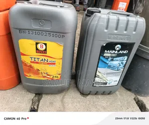 25-Liter Motor Oil: Bovas Titan HD40 (Left) and Mainland DEO HD