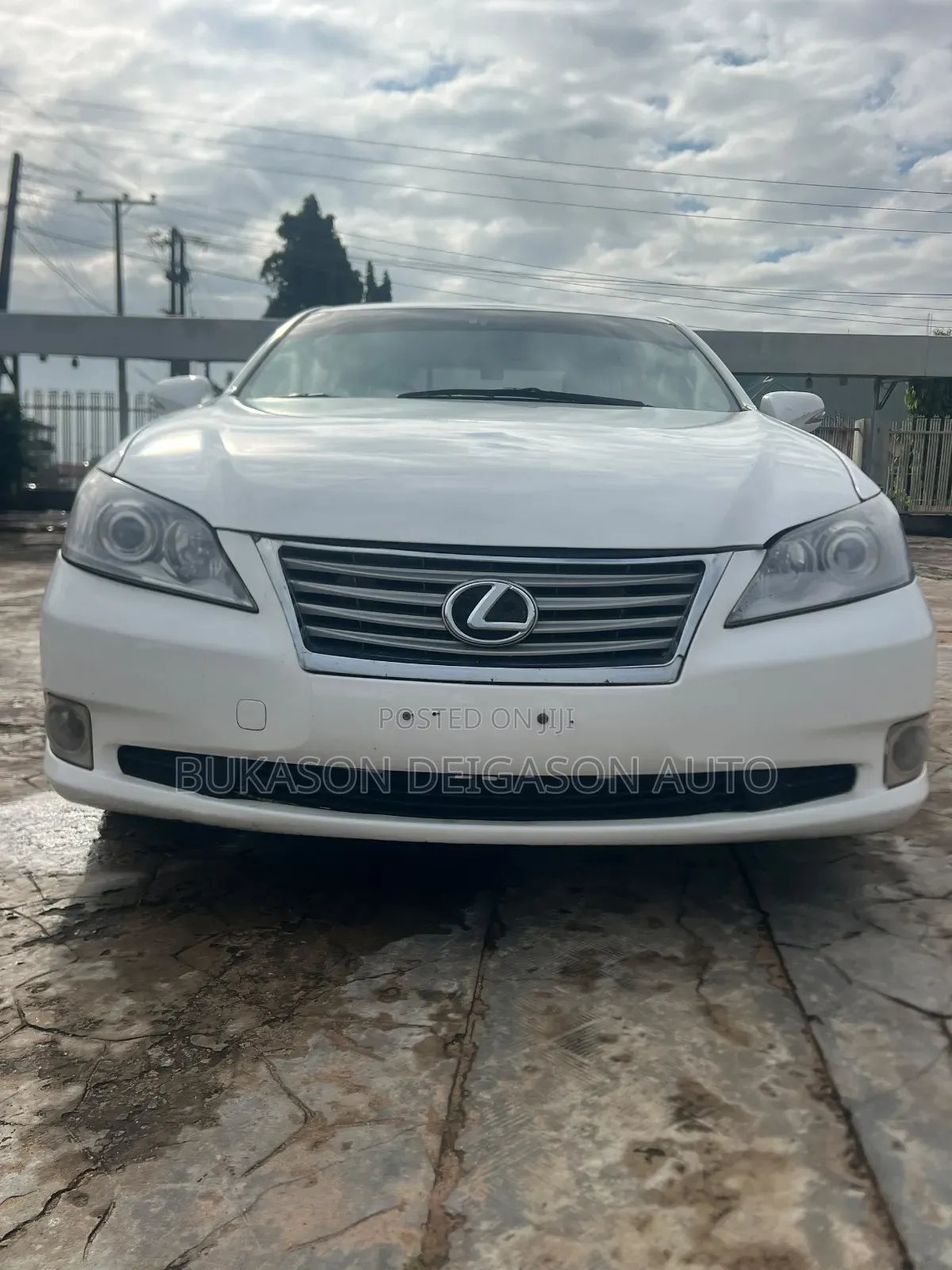 Lexus ES 350 FWD 2013 White