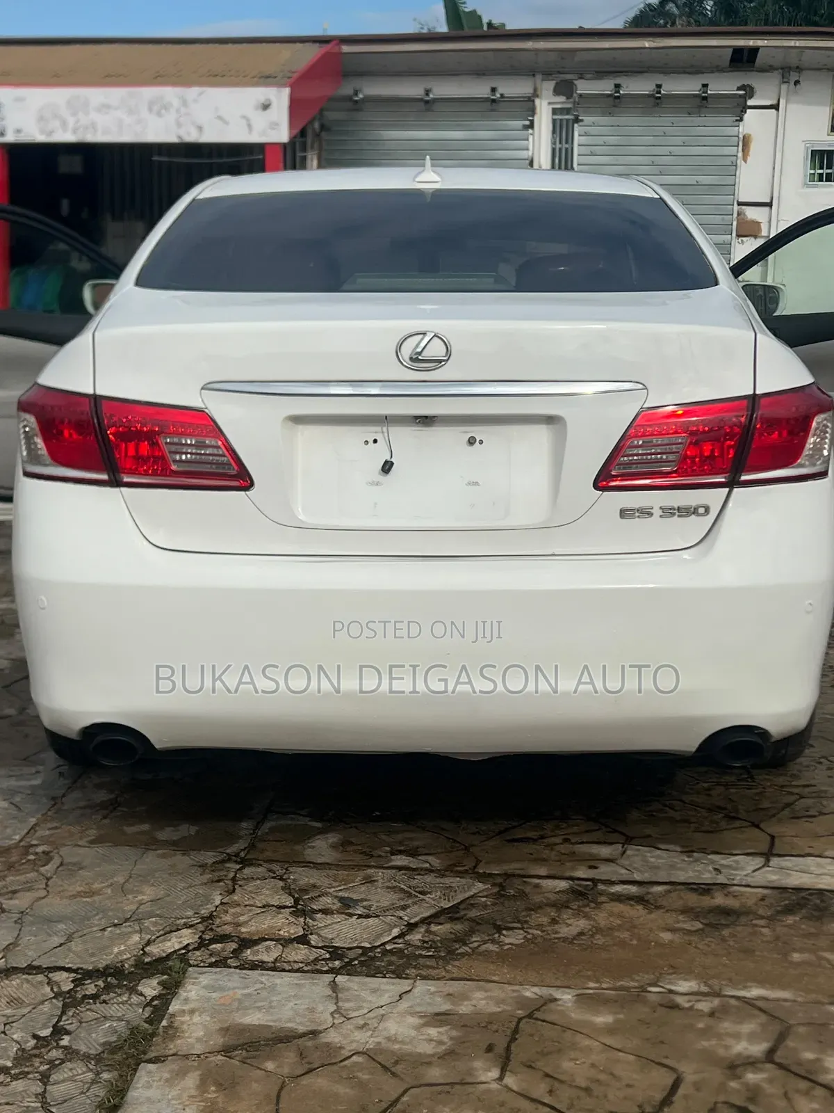 Lexus ES 350 FWD 2013 White