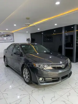 Toyota Camry 2012 Gray