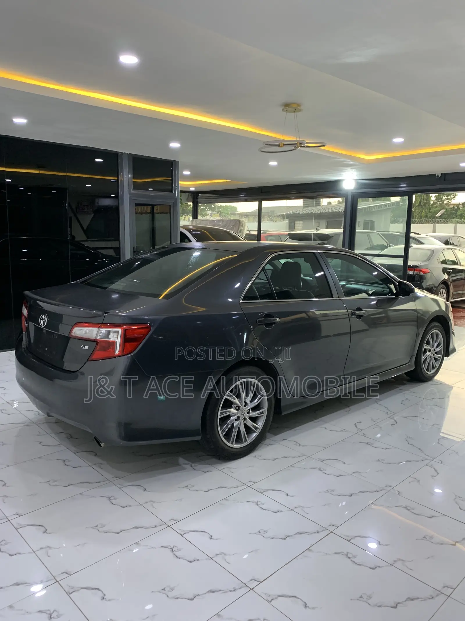 Toyota Camry 2012 Gray
