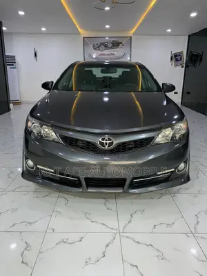Toyota Camry 2012 Gray